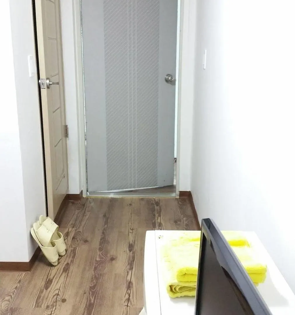 ゲストハウス 24 Guesthouse Sinchon Hongdae ソウル特別市