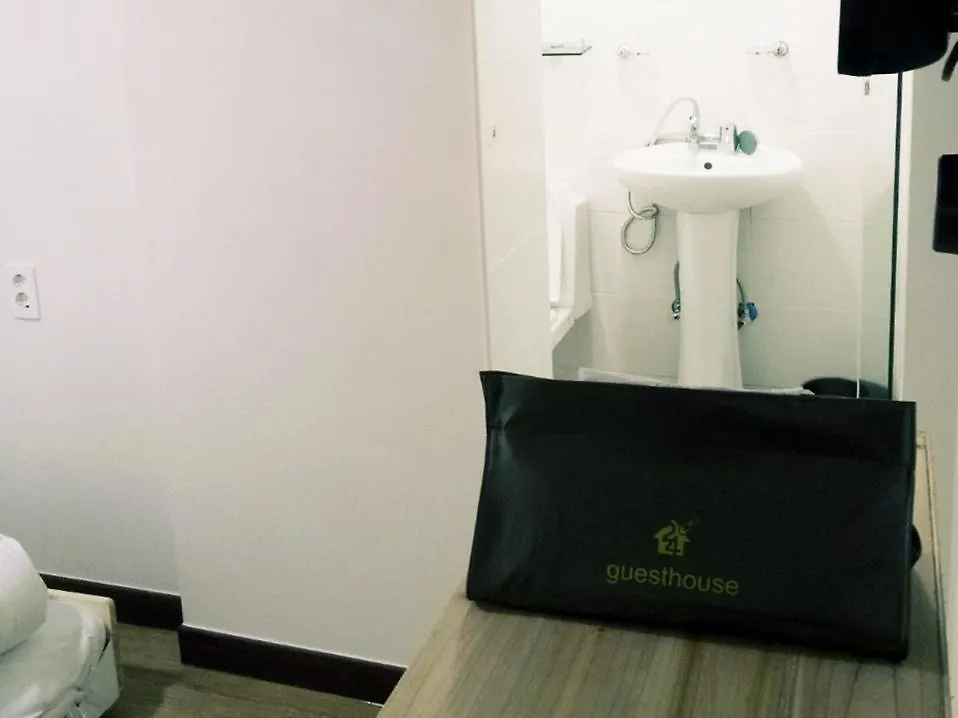 게스트하우스 24 Guesthouse Sinchon Hongdae 서울특별시