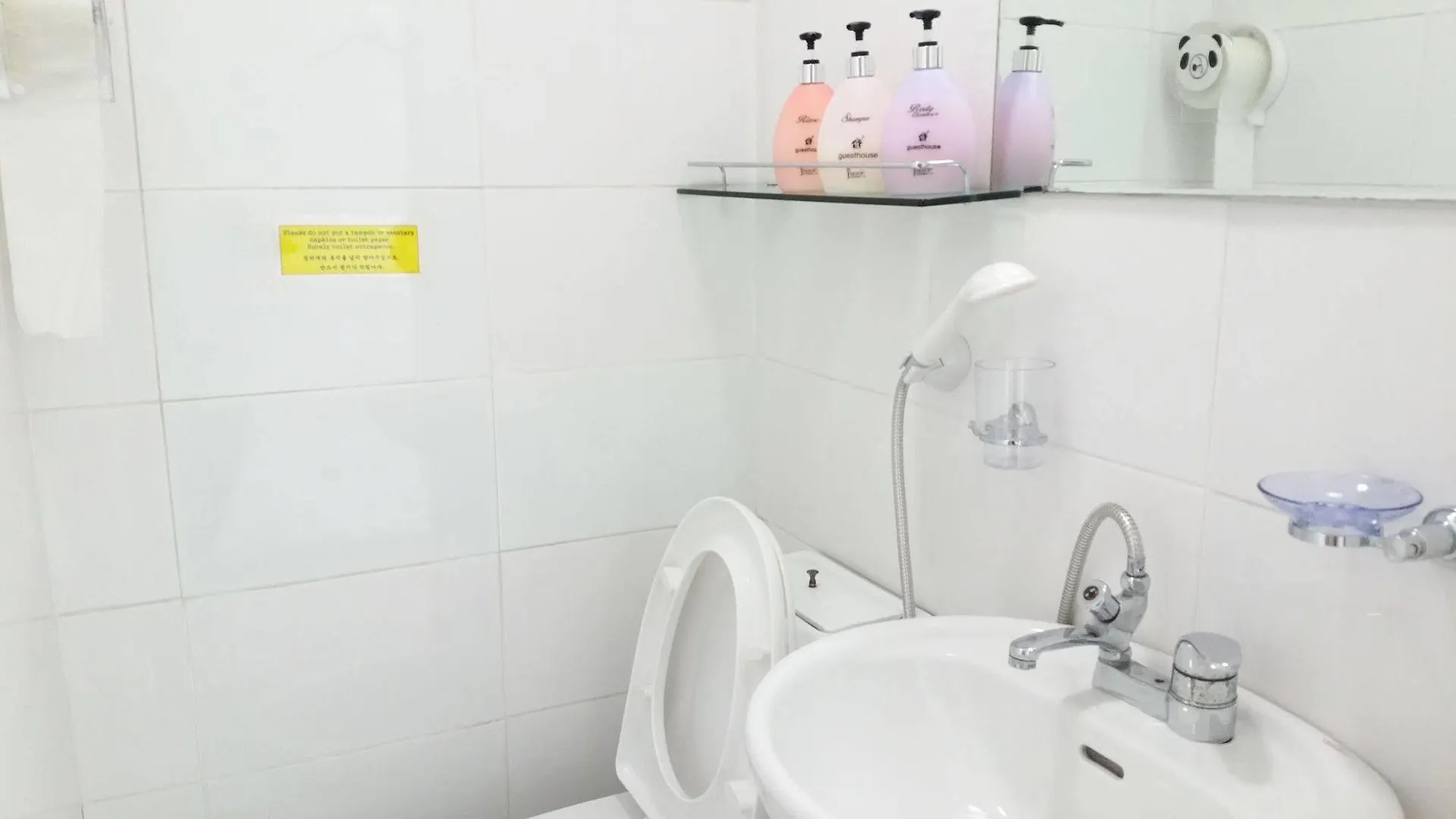 24 Guesthouse Sinchon Hongdae 서울특별시 대한민국