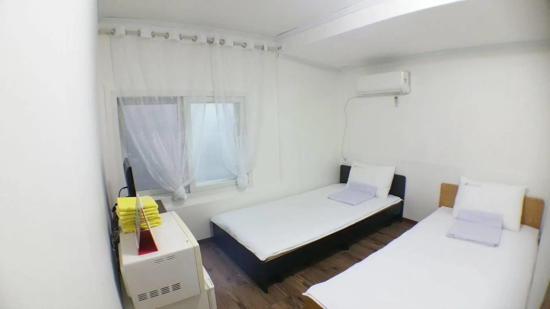 24 Guesthouse Sinchon Hongdae 서울특별시 2*,